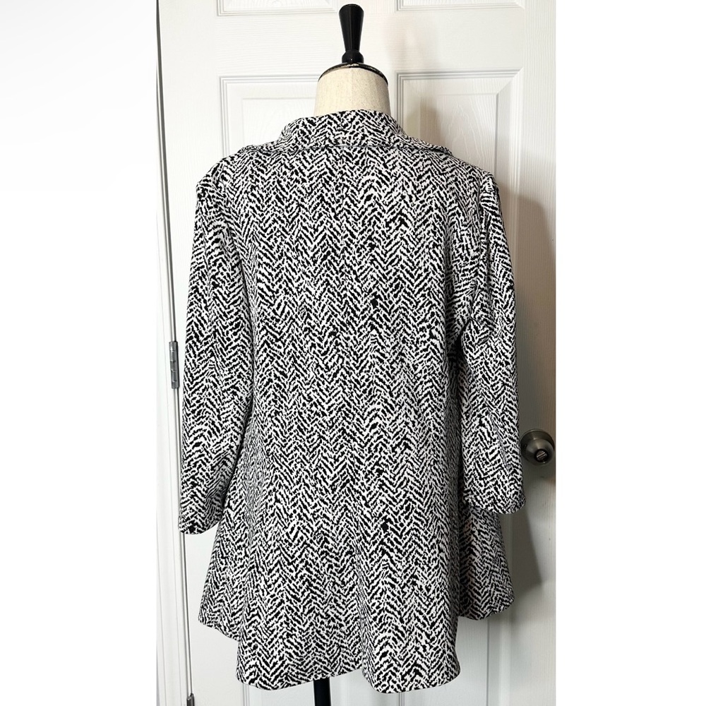 *CALVIN KLEIN* Women's Intarsia Knit Ruffled Open Cardigan - Picture 3 of 6